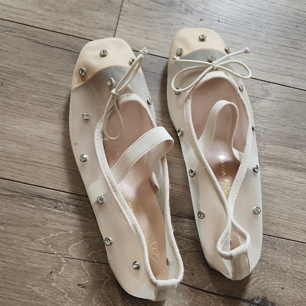 Elegant Cream Ballet Flats with Studded Details Mesh Flats